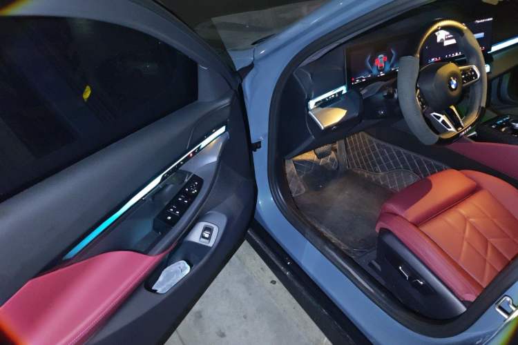 Used BMW 5 Series 2024 525i M Sport Package Driver Seat
