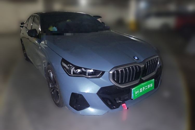 Used BMW 5 Series 2024 525i M Sport Package Front Right 45 Deg