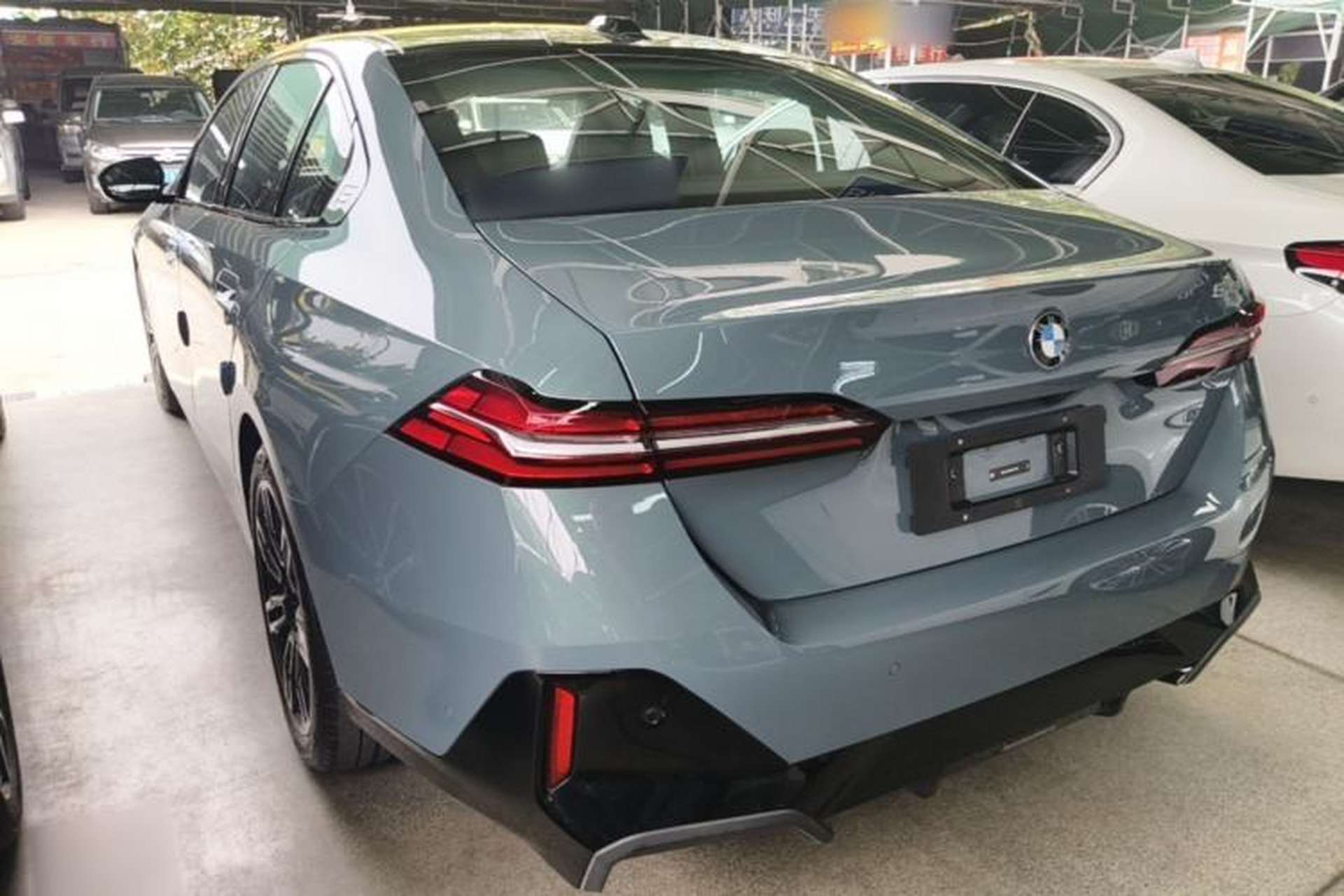Used BMW 5 Series 2024 525i M Sport Package Rear Left 45 Deg