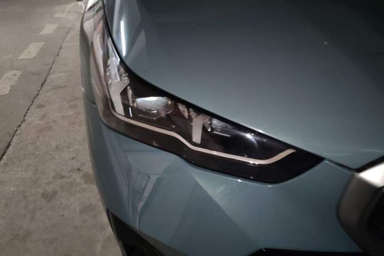 Used BMW 5 Series 2024 525i M Sport Package Right Front Headlight
