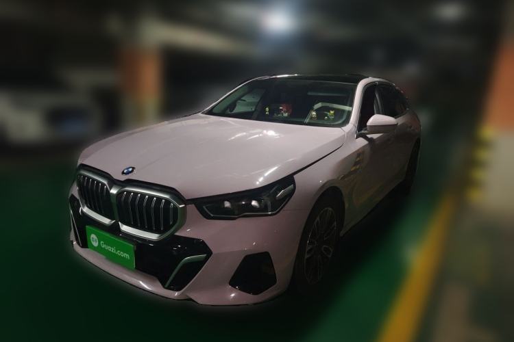 Used BMW 5 Series 2024 530Li Leading Model M Sport Package Guazi used car, China used car export, Used car for sale, Used  cars, Cheapest cars for sale