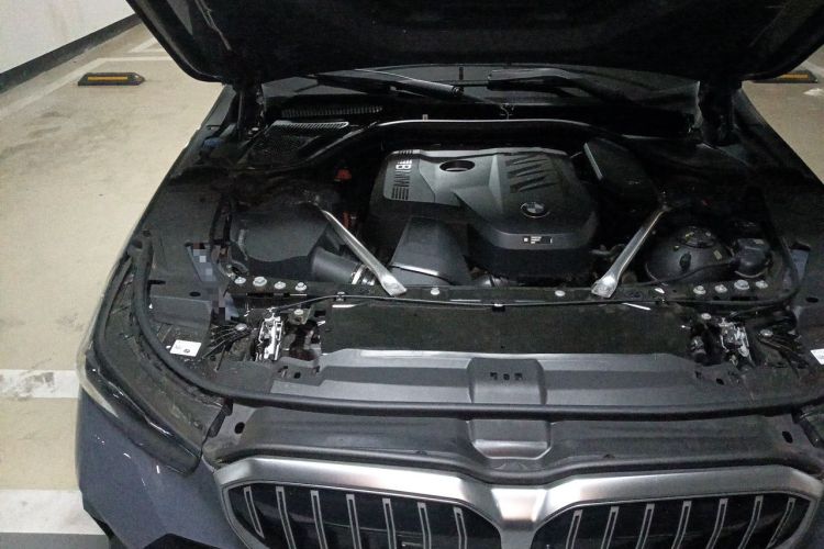 Used BMW 5 Series 2024 530Li Leading Model M Sport Package Engine Bay Right