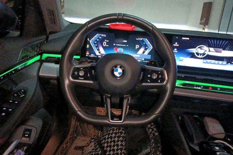 Used BMW 5 Series 2024 530Li Leading Model M Sport Package Steering Wheel