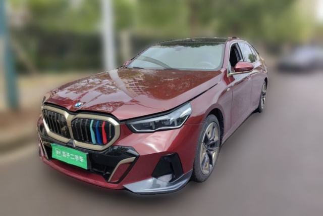 BMW 5 Series 2024 530Li Leading Model M Sport Package d’occasion