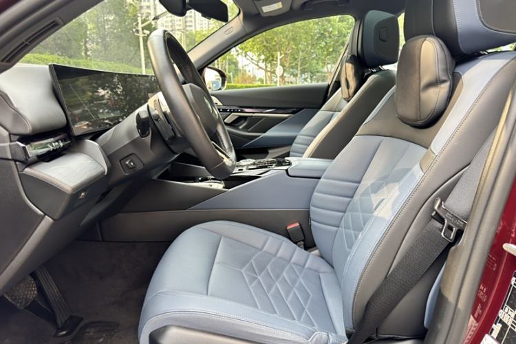 Used BMW 5 Series 2024 530Li Luxury Edition M Sport Package Interior 6