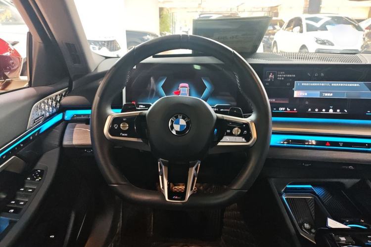 Used BMW 5 Series 2024 530Li Luxury Edition M Sport Package Steering Wheel