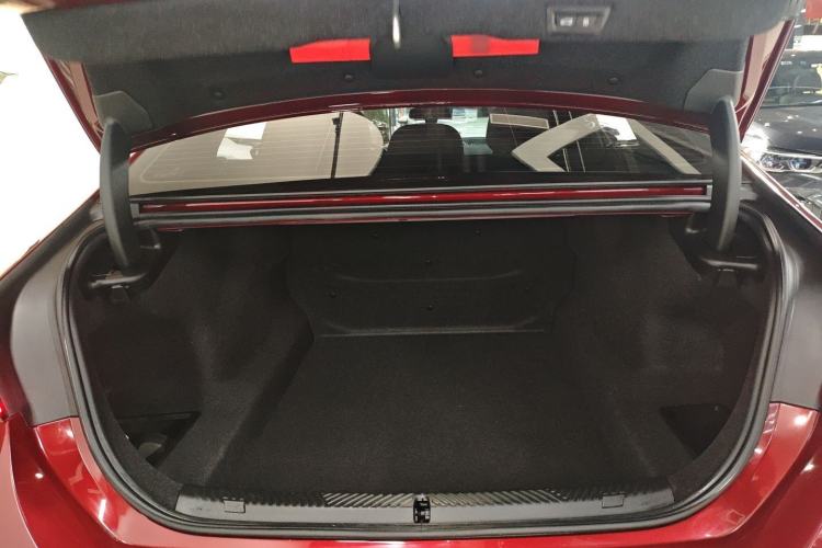 Used BMW 5 Series 2024 530Li Luxury Edition M Sport Package Trunk