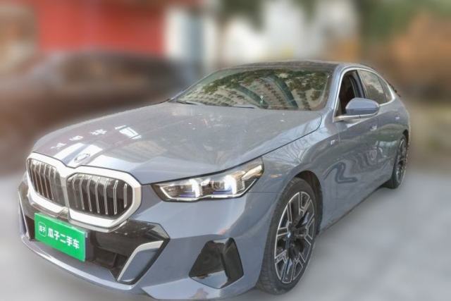 Used BMW 5 Series 2024 530Li Luxury Edition M Sport Package