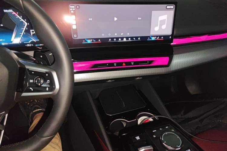 Used BMW 5 Series 2024 530i Leading Model M Sport Package Audio And AC Panel