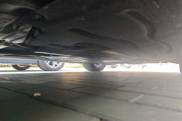 Used BMW 5 Series 2024 530i Luxury Edition M Sport Package Chassis Front