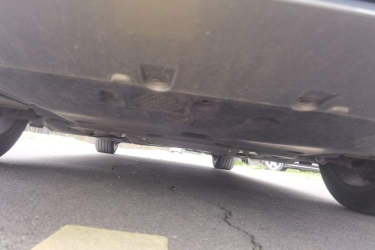 Used BMW 5 Series 2024 530Li Leading Luxury Package Chassis Front