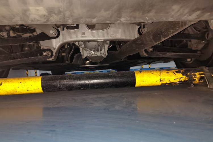 Used BMW 5 Series 2024 530Li Leading Luxury Package Chassis Rear