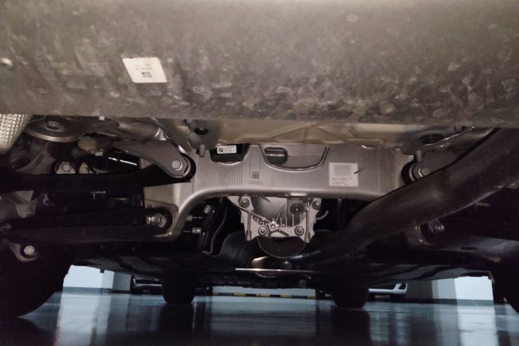 Used BMW 5 Series 2024 530Li Luxury Edition M Sport Package Chassis Rear