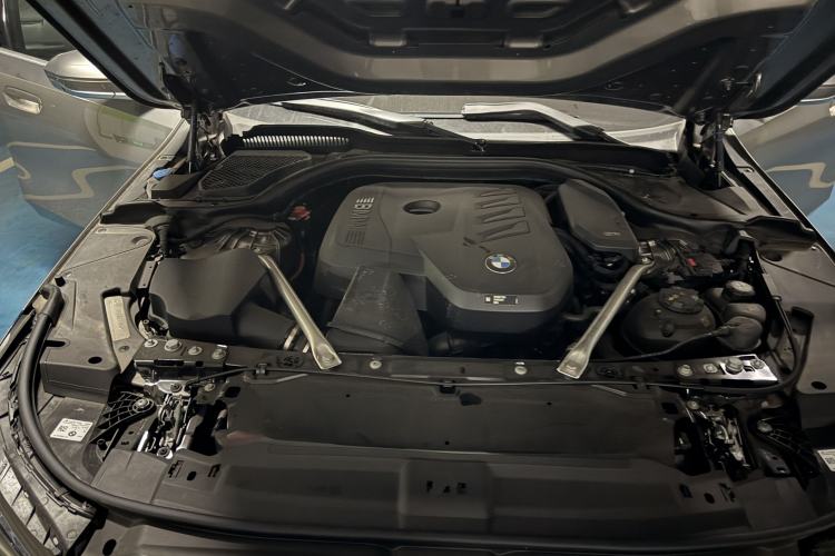 Used BMW 5 Series 2024 530Li Leading Luxury Package Engine Bay