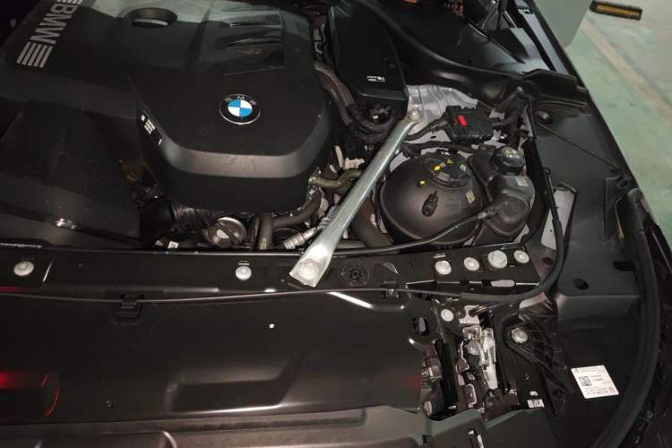 Used BMW 5 Series 2024 530i Leading Model M Sport Package Engine Bay Left
