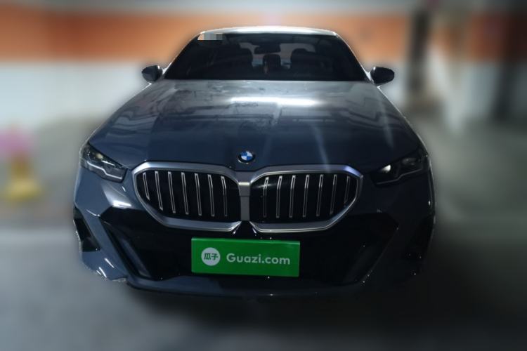 Used BMW 5 Series 2024 525Li M Sport Package Front