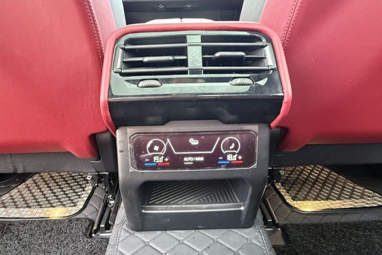 Used BMW 5 Series 2024 530Li Luxury Edition M Sport Package Interior 13