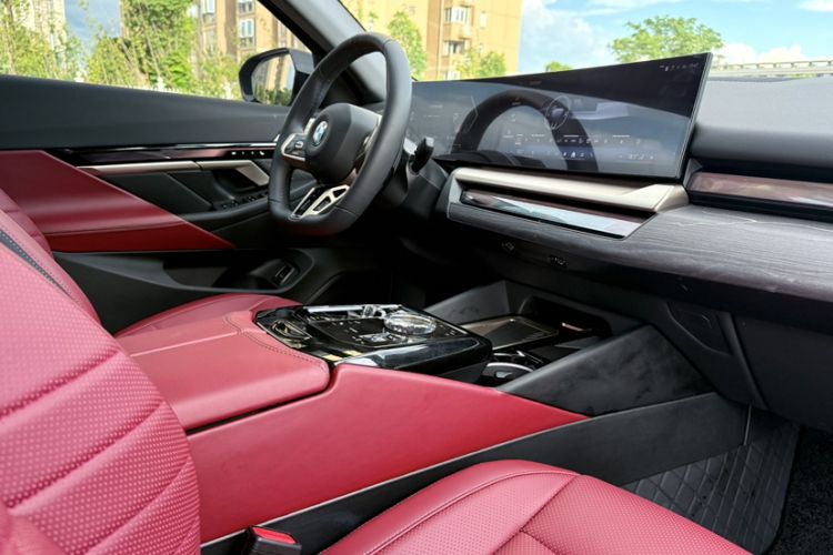 Used BMW 5 Series 2024 530Li Luxury Edition M Sport Package Interior 6