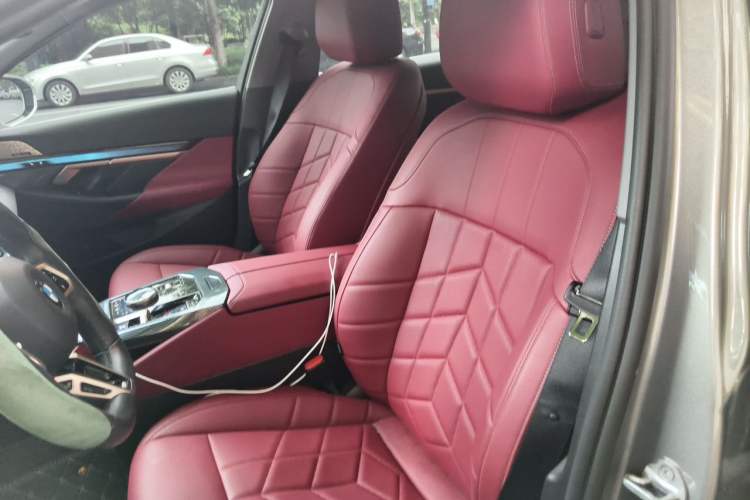 Used BMW 5 Series 2024 530Li Leading Model M Sport Package Left Front Seat
