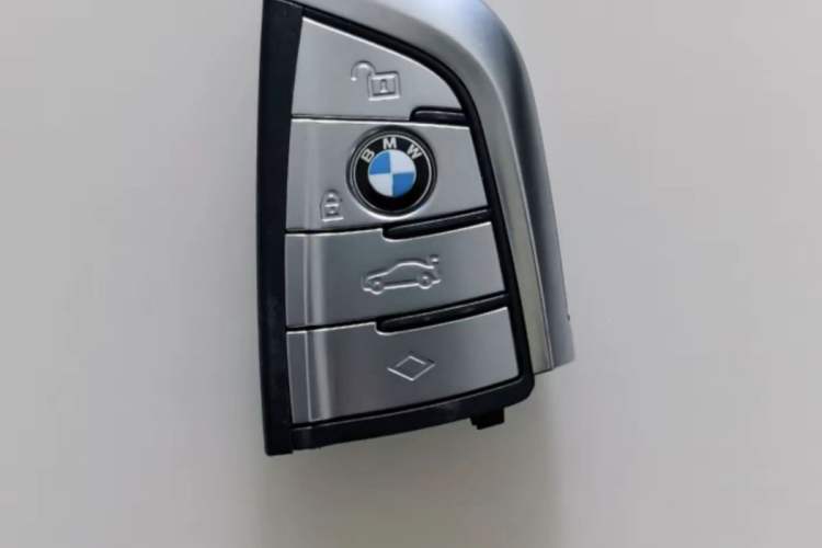 Used BMW 5 Series 2024 530i Leading Model M Sport Package Vehicle Key