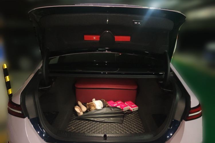 Used BMW 5 Series 2024 530Li Leading Model M Sport Package Trunk
