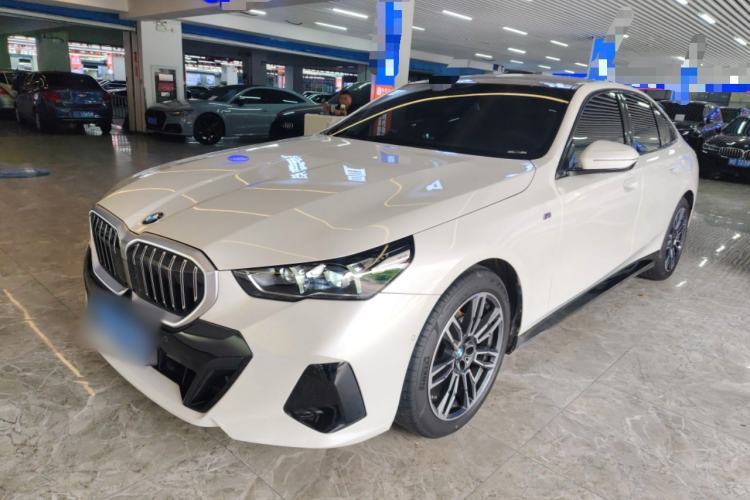Used BMW 5 Series 2024 525i M Sport Package Guazi used car, China used car export, Used car for sale, Used cars, Cheapest cars for sale