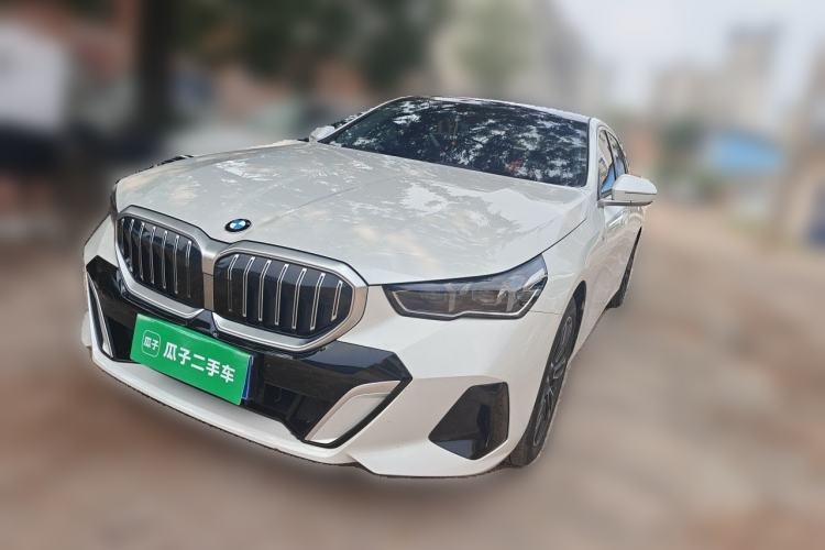 Ojetý BMW 5 Series 2024 530Li Leading Model M Sport Package Guazi used car, China used car export, Used car for sale, Used  cars, Cheapest cars for sale
