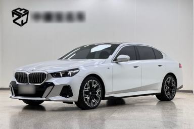 Used BMW 5 Series 2024 530Li Luxury Edition M Sport Package