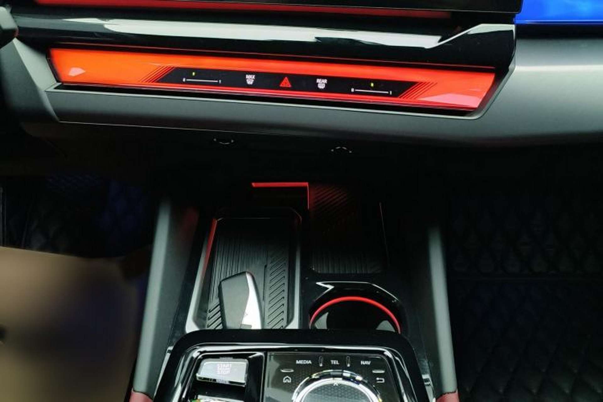 Used BMW 5 Series 2024 530Li Leading Model M Sport Package Audio And AC Panel