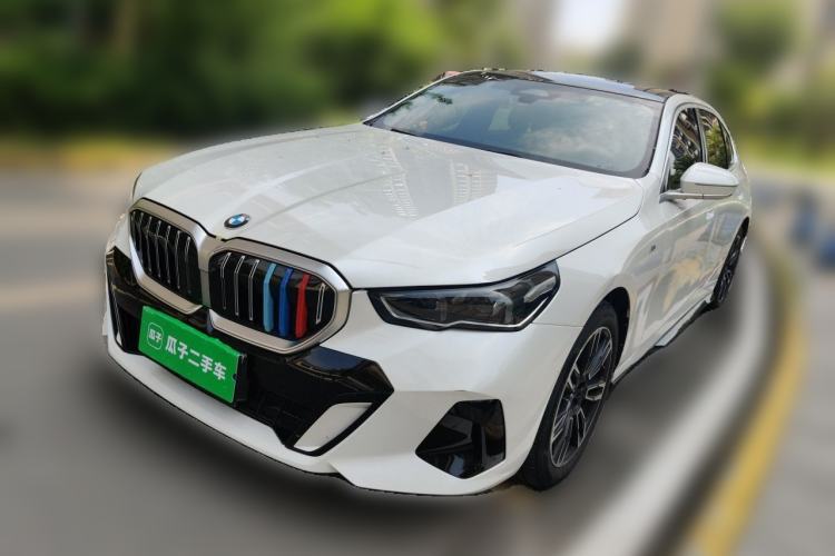 Used BMW 5 Series 2024 525Li M Sport Package Guazi used car, China used car export, Used car for sale, Used  cars, Cheapest cars for sale
