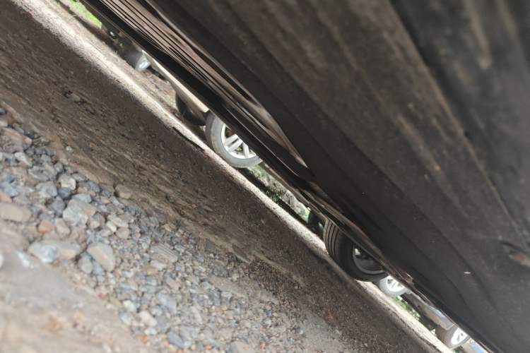 Used BMW 5 Series 2024 530Li Leading Model M Sport Package Chassis Front Left
