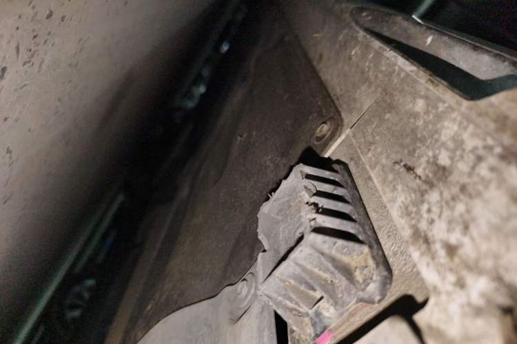Used BMW 5 Series 2024 530Li Leading Luxury Package Chassis Front Right