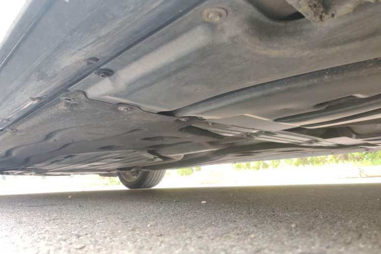 Used BMW 5 Series 2024 525Li M Sport Package Chassis Rear Left