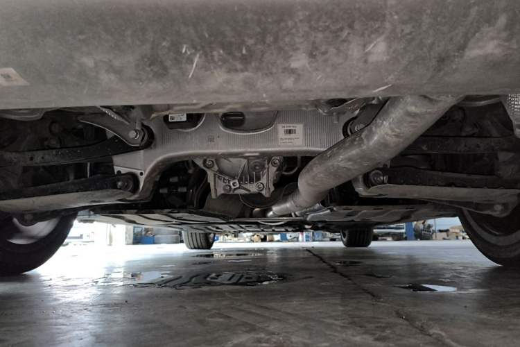 Used BMW 5 Series 2024 530Li Luxury Edition M Sport Package Chassis Rear