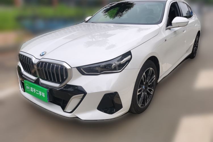 Used BMW 5 Series 2024 525Li M Sport Package Guazi used car, China used car export, Used car for sale, Used  cars, Cheapest cars for sale