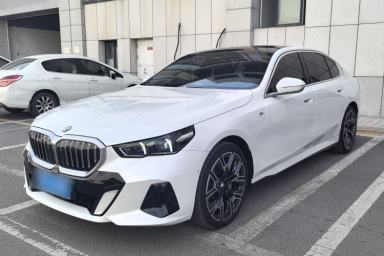 Used BMW 5 Series 2024 530Li Luxury Edition M Sport Package
