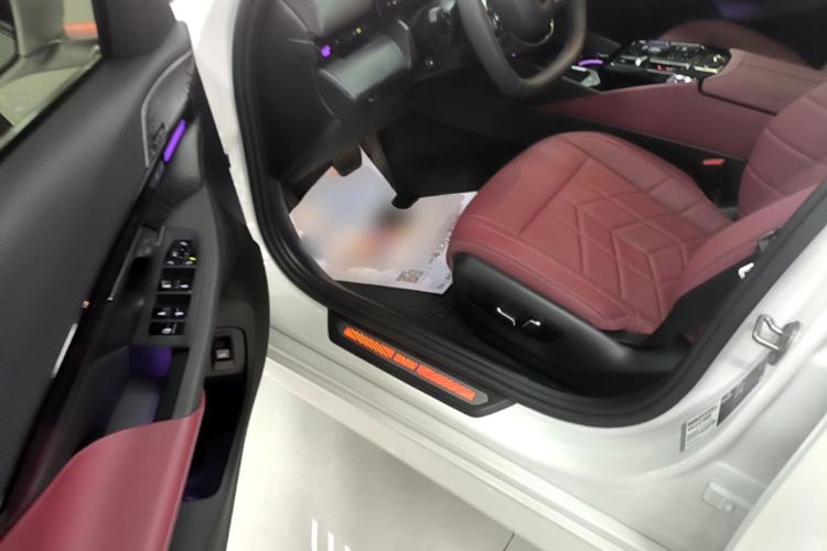Used BMW 5 Series 2024 525Li Luxury Package Driver Seat