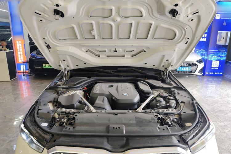 Used BMW 5 Series 2024 525i M Sport Package Engine Bay