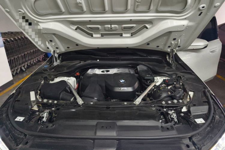 Used BMW 5 Series 2024 530Li Leading Model M Sport Package Engine Bay