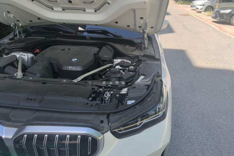 Used BMW 5 Series 2024 530Li Leading Luxury Package Engine Bay Left