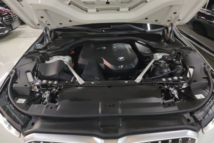 Used BMW 5 Series 2024 525Li Luxury Package Engine Bay