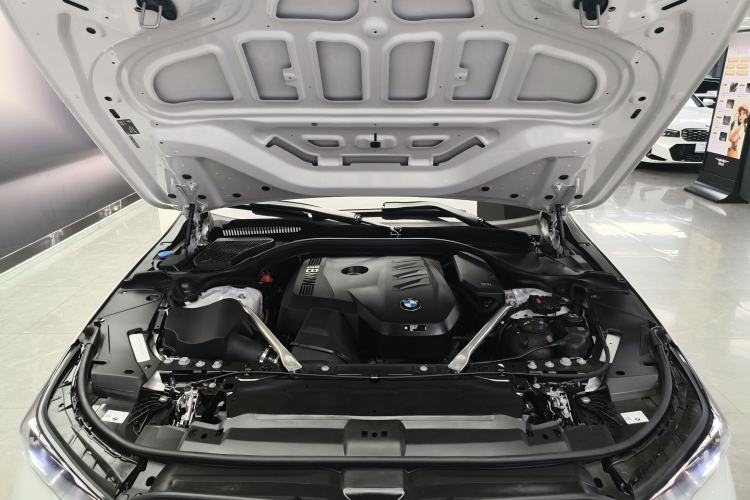 Used BMW 5 Series 2024 530Li Leading Model M Sport Package Engine Bay