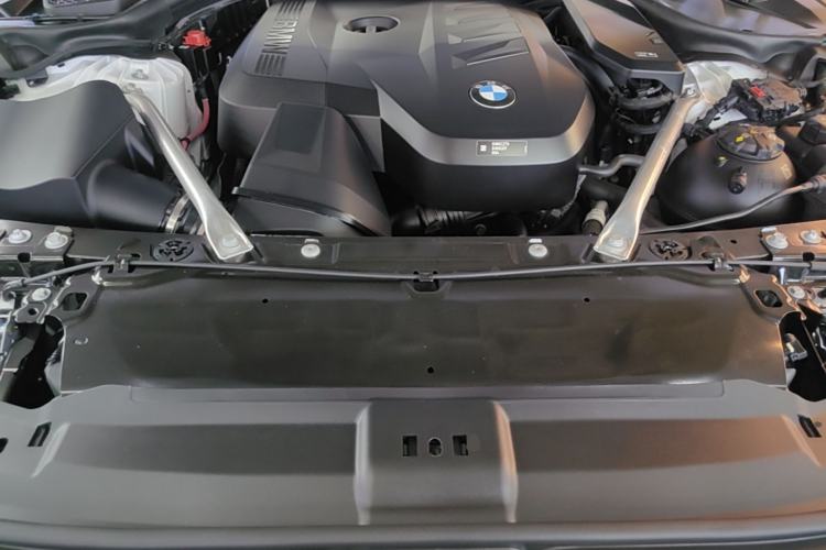 Used BMW 5 Series 2024 530Li Leading Luxury Package Engine Bay