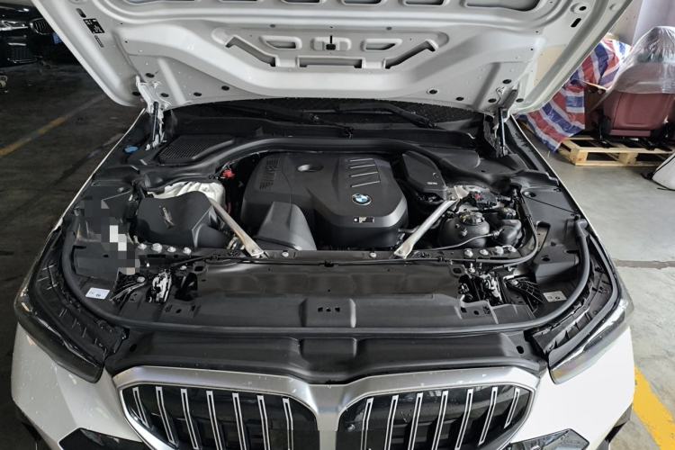 Used BMW 5 Series 2024 530Li Luxury Edition M Sport Package Engine Bay