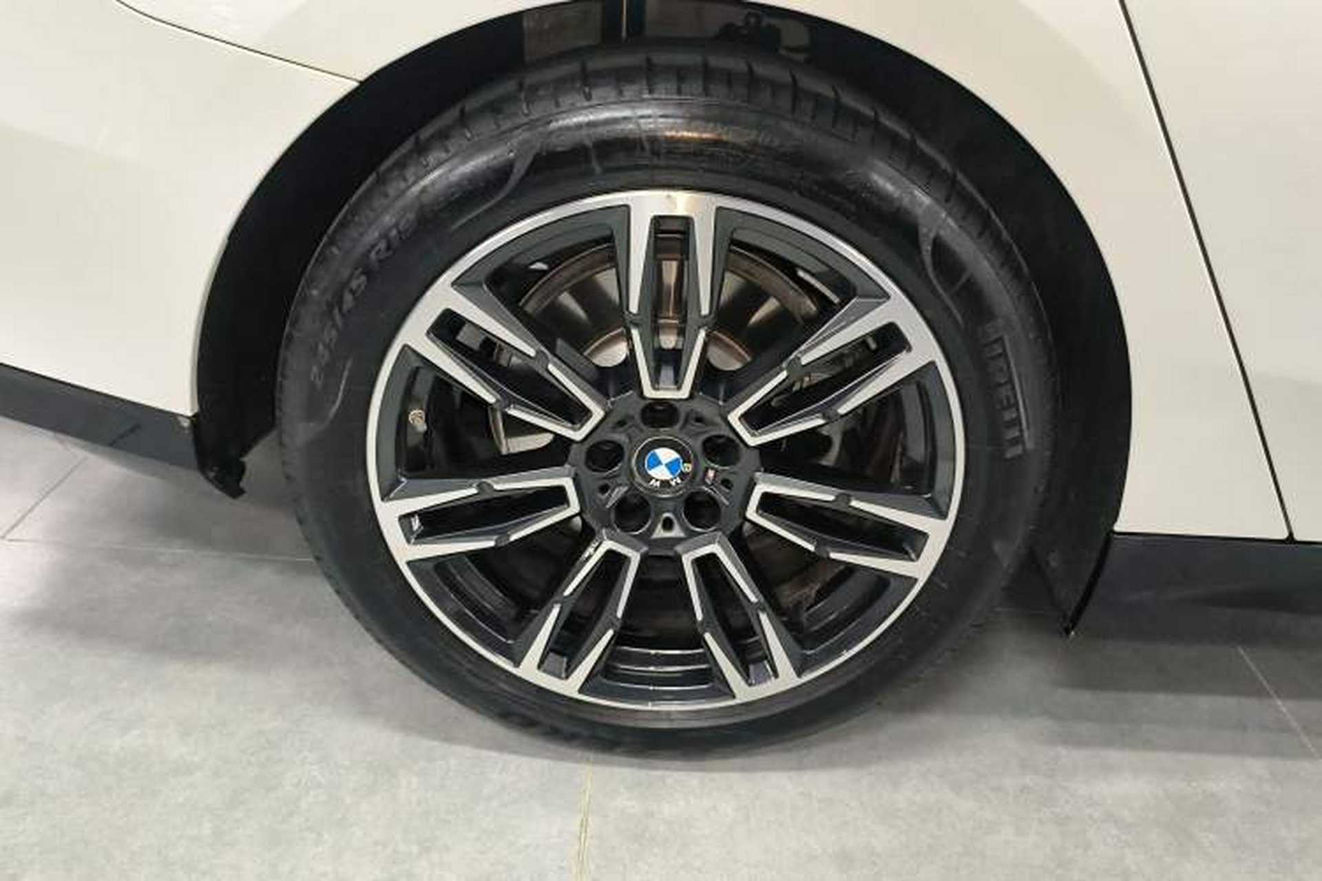 Used BMW 5 Series 2024 525i M Sport Package Exterior 5