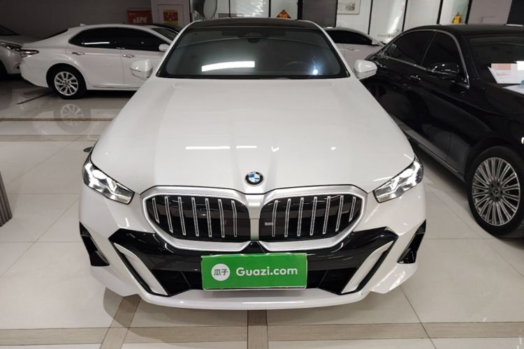 Used BMW 5 Series 2024 525Li M Sport Package Front