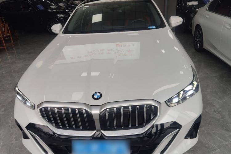 Used BMW 5 Series 2024 530Li Luxury Edition M Sport Package Front