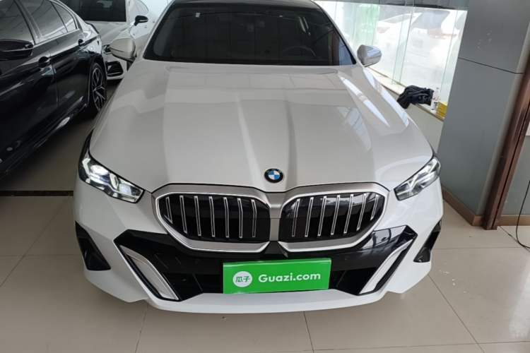 Used BMW 5 Series 2024 530Li Luxury Edition M Sport Package Front