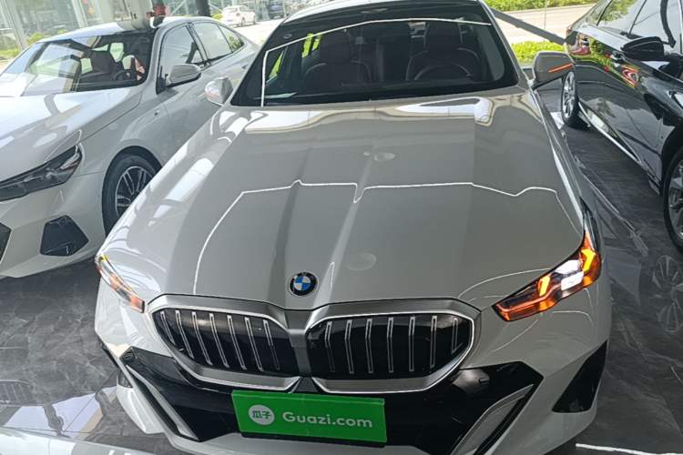 Used BMW 5 Series 2024 530Li xDrive M Sport Package Front