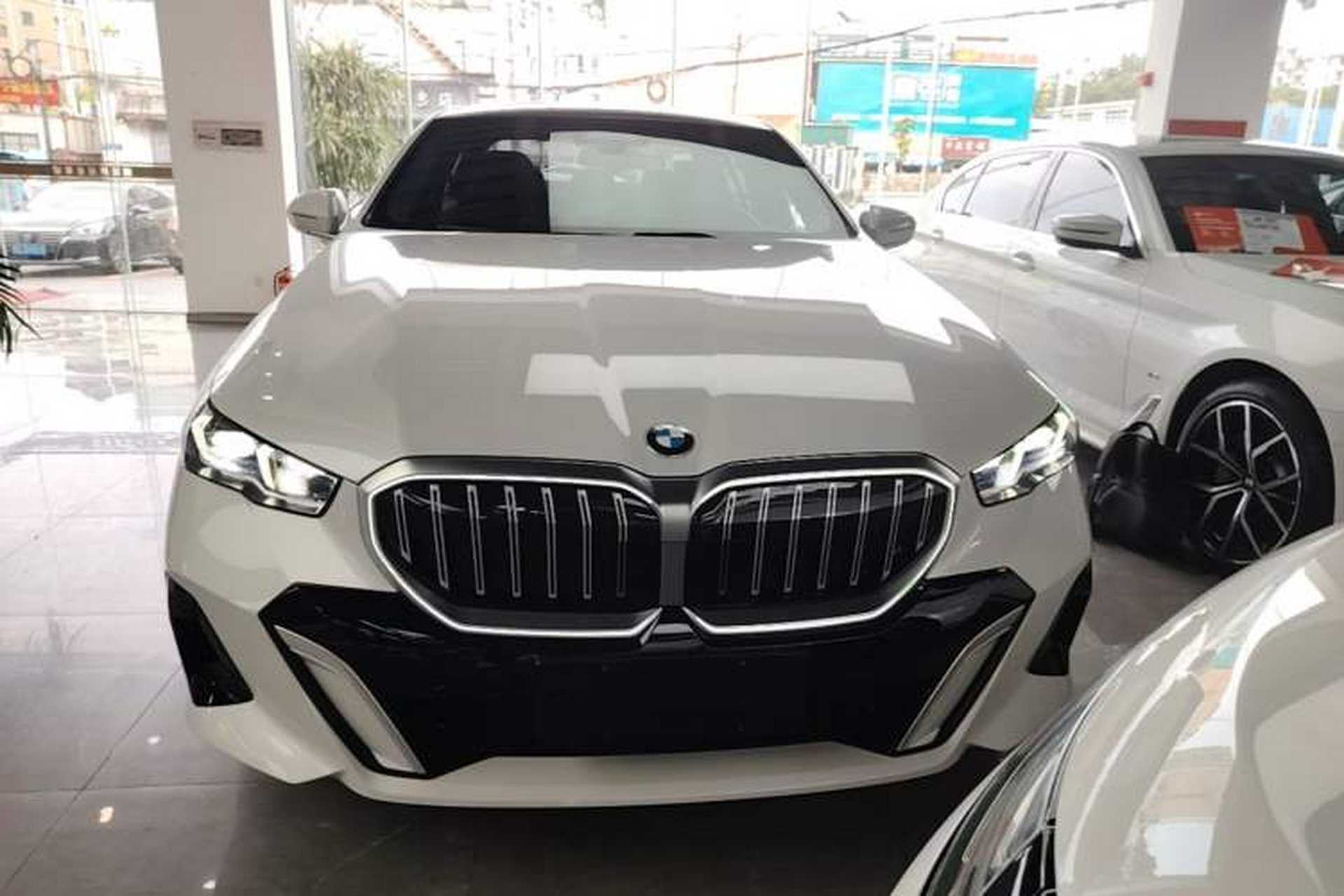 Used BMW 5 Series 2024 530Li Luxury Edition M Sport Package Front